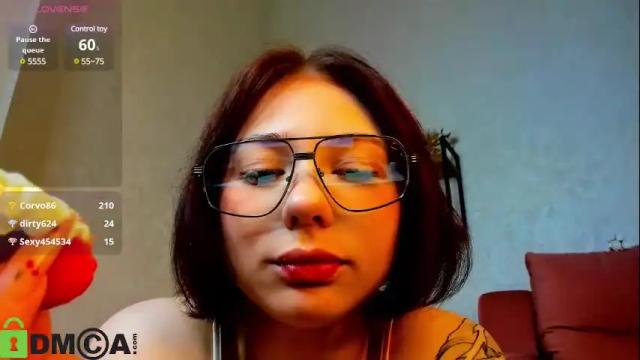 Image 7 of maybe_mia Stream on Chaturbate on 1 month ago