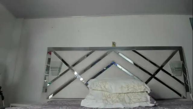 Image 8 of maybelline_666 Stream on Chaturbate on 11 days ago