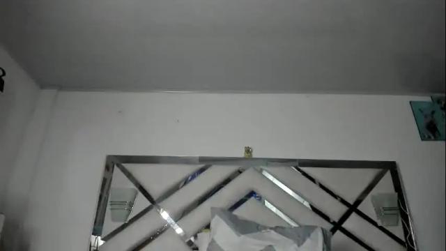 Image 8 of maybelline_666 Stream on Chaturbate on 19 days ago