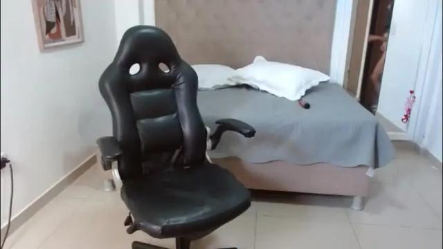 Image 10 of maydivaxox Stream on Chaturbate on 1 month ago