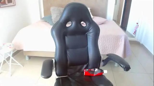 Image 11 of maydivaxox Stream on Chaturbate on 9 days ago