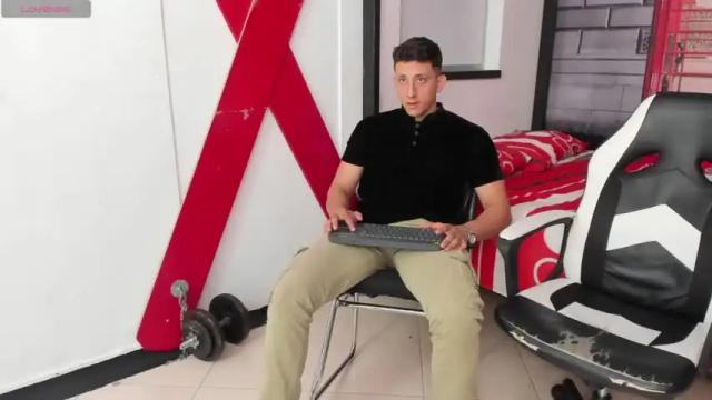 Thumbnail 2, maykol_4u's Stream at Chaturbate, 18 months ago