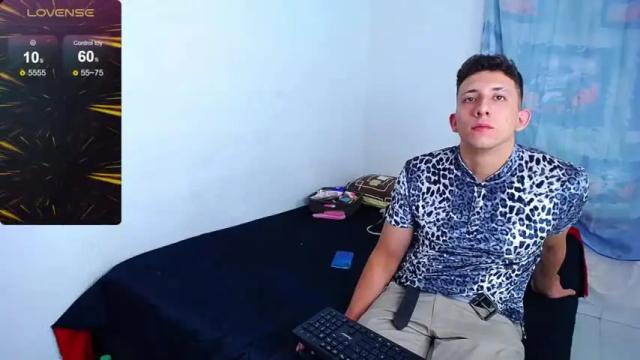 Image 12 of maykol_victoria Stream on Chaturbate on 13 months ago