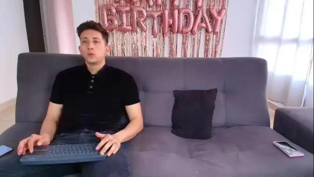Image 8 of maykol_victoria Stream on Chaturbate on 1 month ago