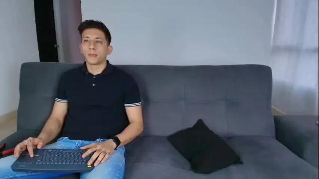 Image 7 of maykol_victoria Stream on Chaturbate on 28 days ago