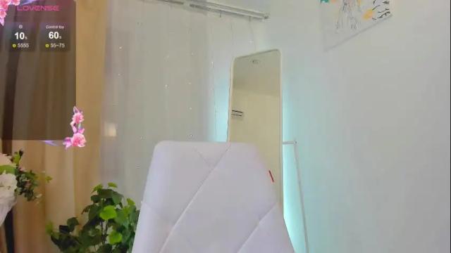 Image 4 of mayleleen Stream on Chaturbate on 4 months ago