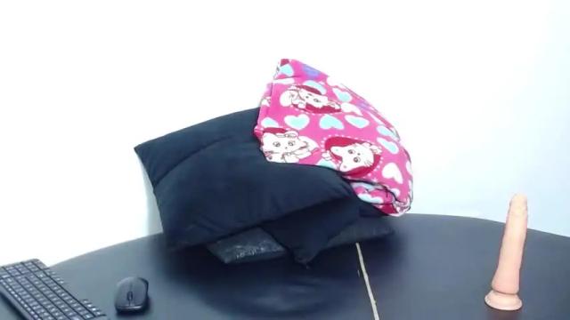 Image 2 of maylin_paker Stream on Chaturbate on 14 months ago