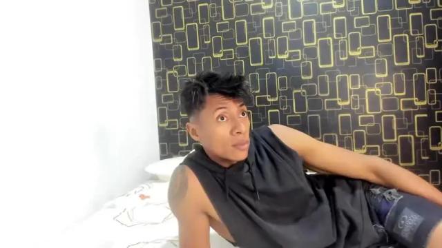 Image 3 of maylon_cock Stream on Chaturbate on 19 months ago