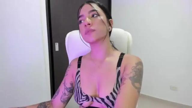 Thumbnail 2, mayreft_uwu_'s Stream at Chaturbate, 20 months ago