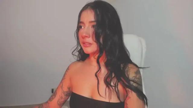 Image 2 of mayreft_uwu_ Stream on Chaturbate on 18 months ago
