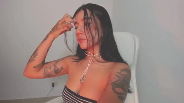 Image 4 of mayreft_uwu_ Stream on Chaturbate on 18 months ago