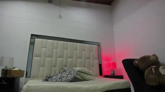 Image 3 of mayssa_cute Stream on Chaturbate on 22 months ago