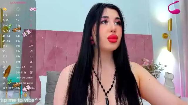Image 8 of mayzzi Stream on Chaturbate on 11 days ago