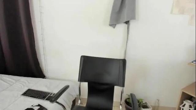 Image 10 of mazikeen_18 Stream on Chaturbate on 1 month ago