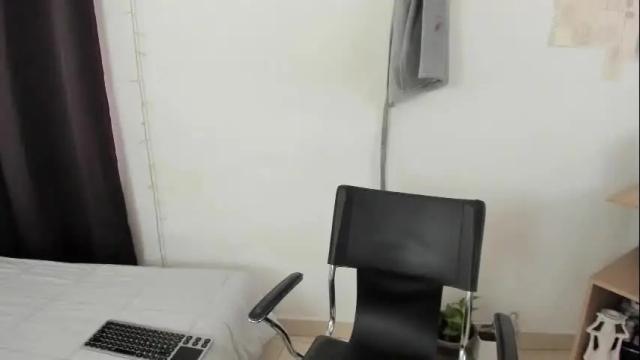 Image 4 of mazikeen_18 Stream on Chaturbate on 1 month ago