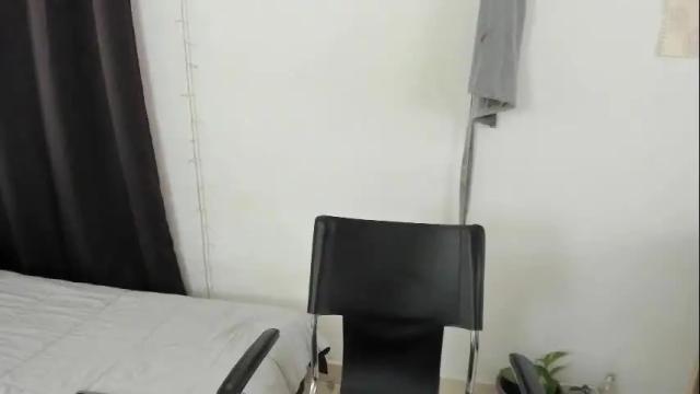 Image 3 of mazikeen_18 Stream on Chaturbate on 1 month ago