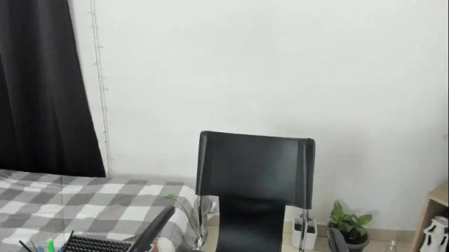 Image 11 of mazikeen_18 Stream on Chaturbate on 10 days ago