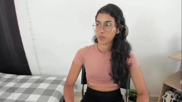 Image 4 of mazikeen_18 Stream on Chaturbate on 5 days ago