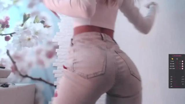 Image 10 of mazzanti_ Stream on Chaturbate on 14 months ago