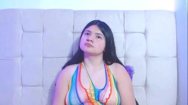 Image 10 of mckennahot303av Stream on Chaturbate on 1 month ago