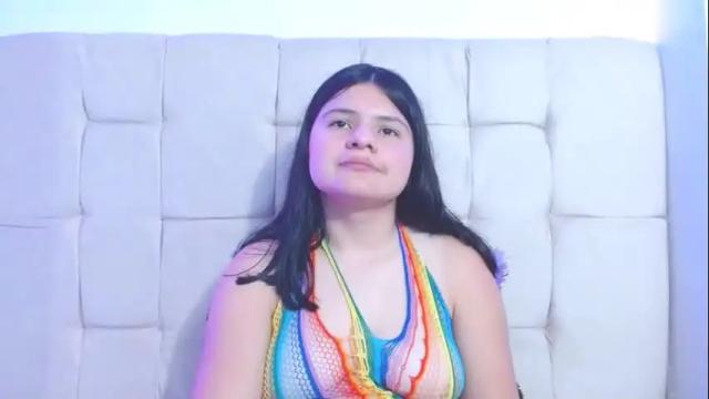Image 8 of mckennahot303av Stream on Chaturbate on 1 month ago