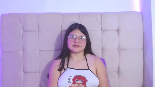 Image 3 of mckennahot303av Stream on Chaturbate on 1 month ago