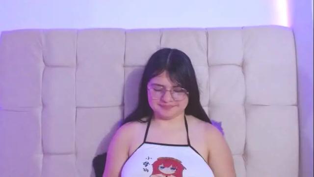 Image 8 of mckennahot303av Stream on Chaturbate on 1 month ago