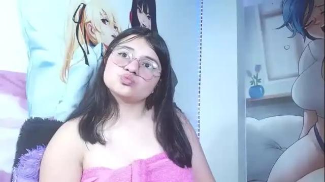 Image 6 of mckennahot303av Stream on Chaturbate on 8 days ago