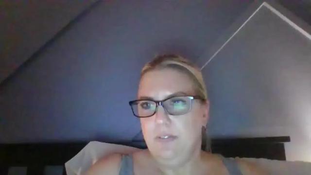 Thumbnail 3, mcloventits's Stream at Chaturbate, 19 months ago