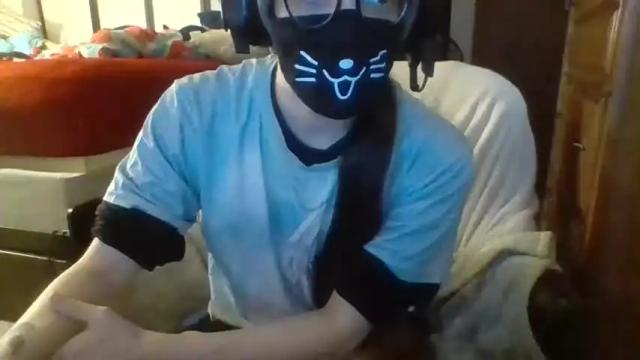 Image 10 of mdcrudelis Stream on Chaturbate on 19 months ago