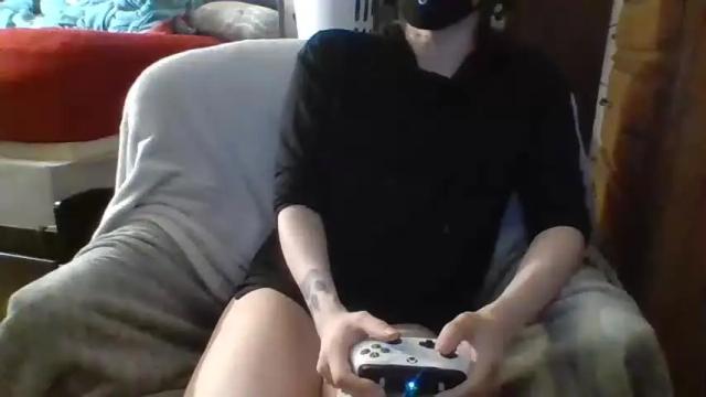 Image 10 of mdcrudelis Stream on Chaturbate on 17 months ago