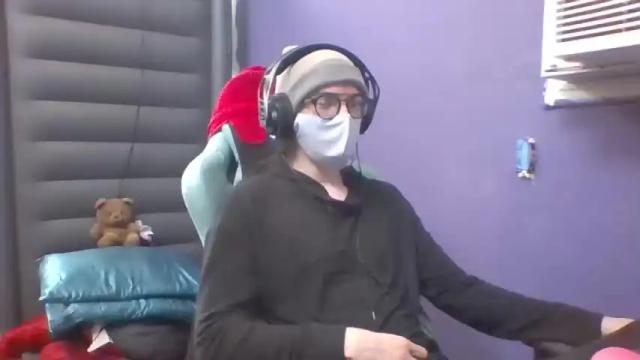 Image 10 of mdcrudelis Stream on Chaturbate on 14 months ago