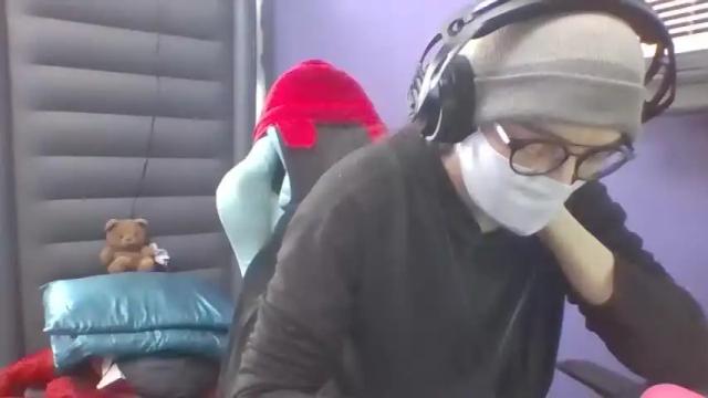 Image 7 of mdcrudelis Stream on Chaturbate on 14 months ago