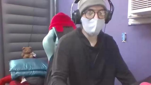 Image 8 of mdcrudelis Stream on Chaturbate on 14 months ago