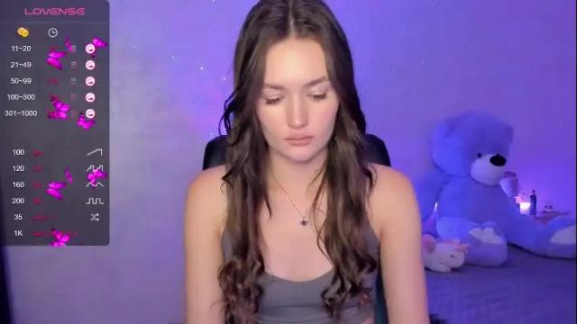 Thumbnail 1, me_elfiee's Stream at Chaturbate, 20 months ago
