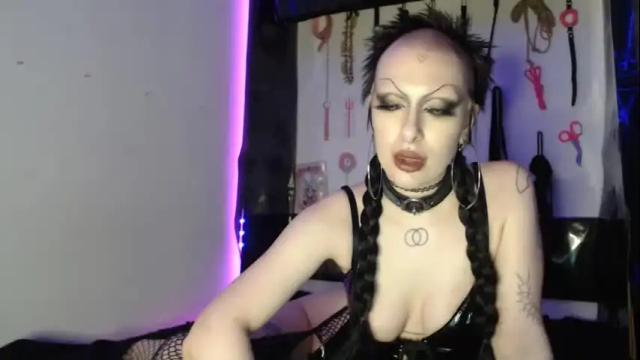 Image 6 of meatsuitxxx Stream on Chaturbate on 15 months ago