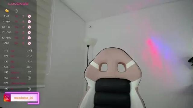 Image 2 of medusa_20 Stream on Chaturbate on 2 months ago