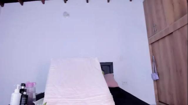 Image 3 of medussa13 Stream on Chaturbate on 10 days ago