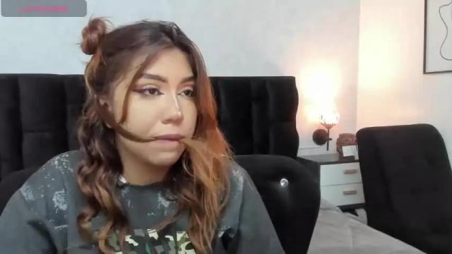 Image 10 of medussa_w Stream on Chaturbate on 15 months ago