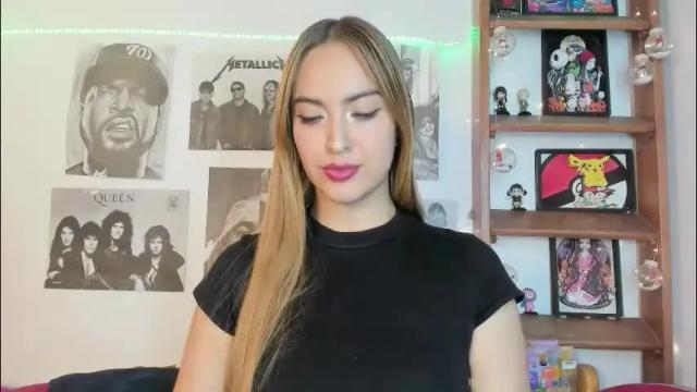 Image 2 of meeowlody Stream on Chaturbate on 1 month ago