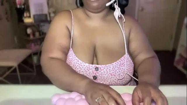Image 7 of meetsouthernpeach Stream on Chaturbate on 1 month ago