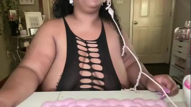 Image 10 of meetsouthernpeach Stream on Chaturbate on 2 months ago