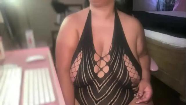 Image 2 of meetsouthernpeach Stream on Chaturbate on 28 days ago