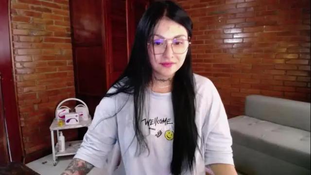 Image 4 of meg_velvet Stream on Chaturbate on 24 days ago