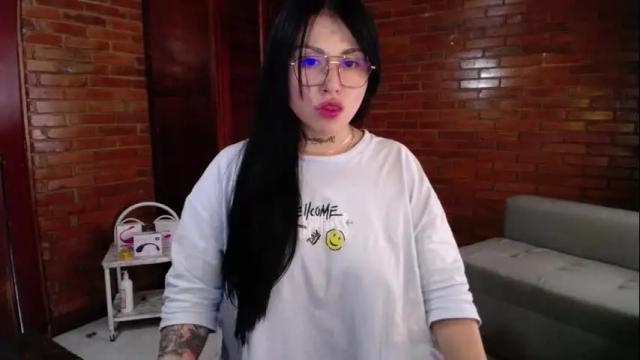 Image 6 of meg_velvet Stream on Chaturbate on 24 days ago