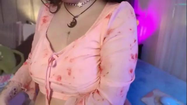 Image 4 of meg_winchester Stream on Chaturbate on 1 month ago