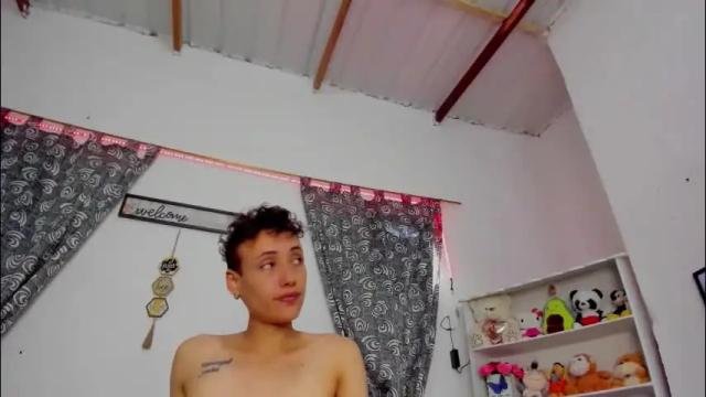 Image 6 of megan_and_clohe Stream on Chaturbate on 29 days ago