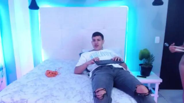 Image 11 of megan_and_paolo Stream on Chaturbate on 18 months ago