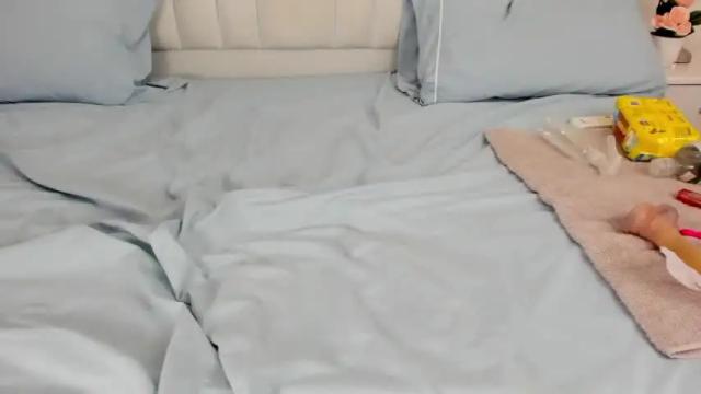 Image 12 of megan_ariana Stream on Chaturbate on 16 months ago