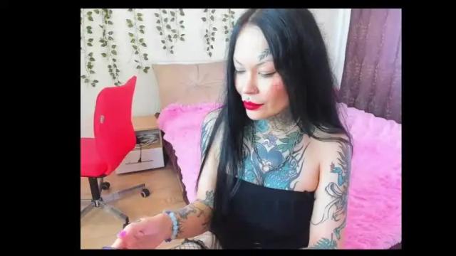 Image 12 of megan_blackmoon Stream on Chaturbate on 8 days ago